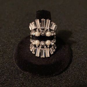 Henri Bendel Ring. Size 10. Gunmetal.